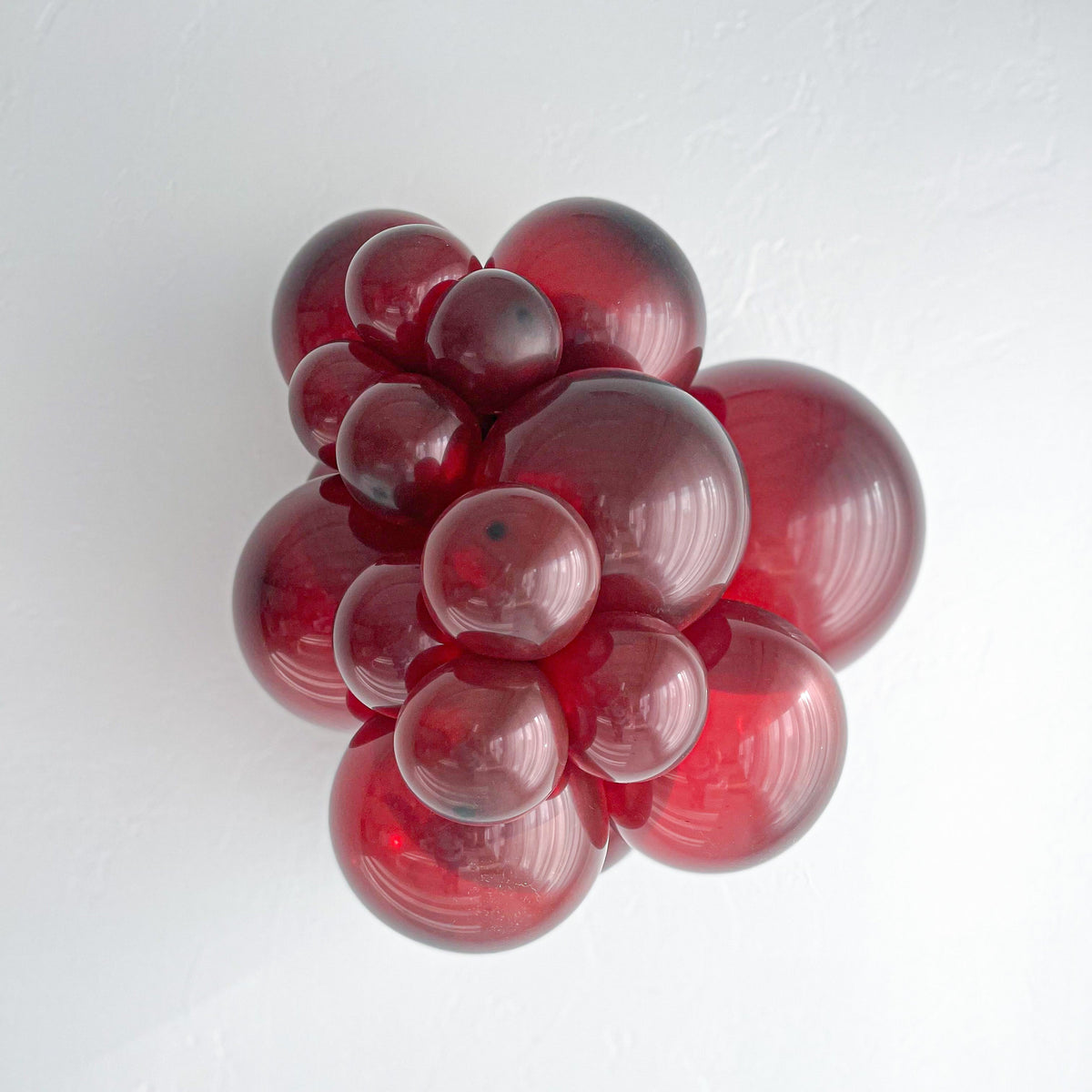 Tuftex_Crystal_Burgundy_Cluster