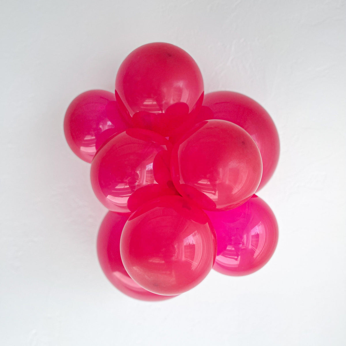 Tuftex_Crystal_Magenta_Cluster