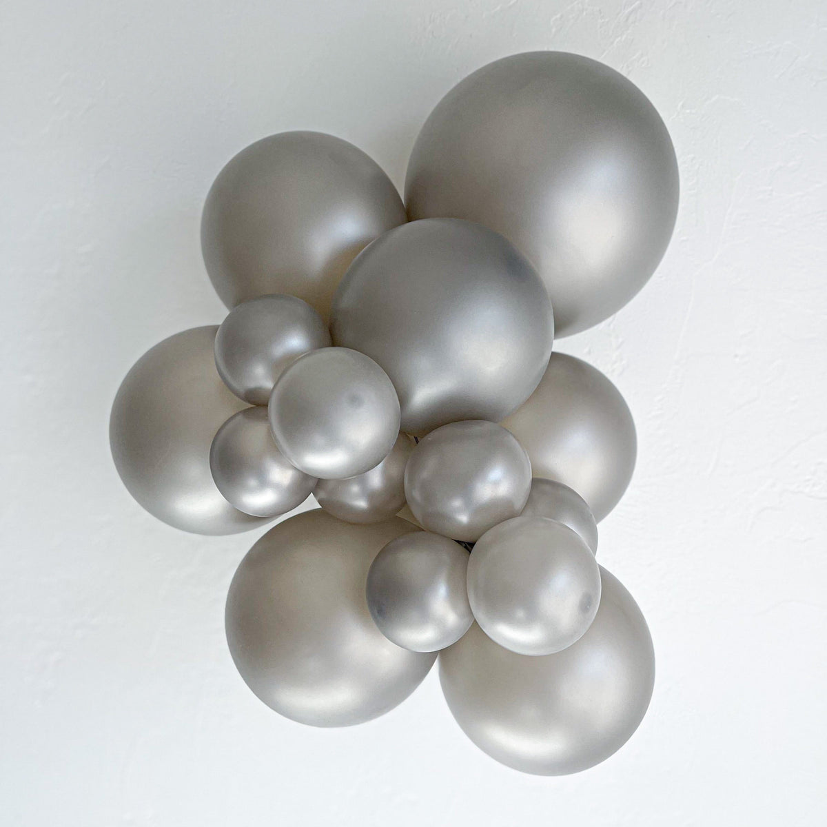 Tuftex_Metallic_Silver_Cluster