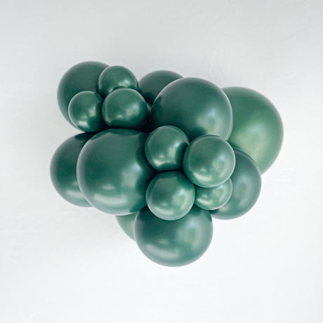 Tuftex_Metallic_Forest_Green_Cluster
